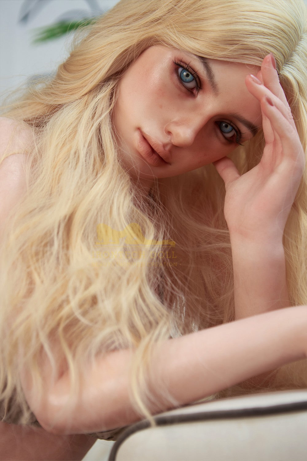 Sex panenka Luna (Irontech Doll 163cm B-Cup S17 silikon)