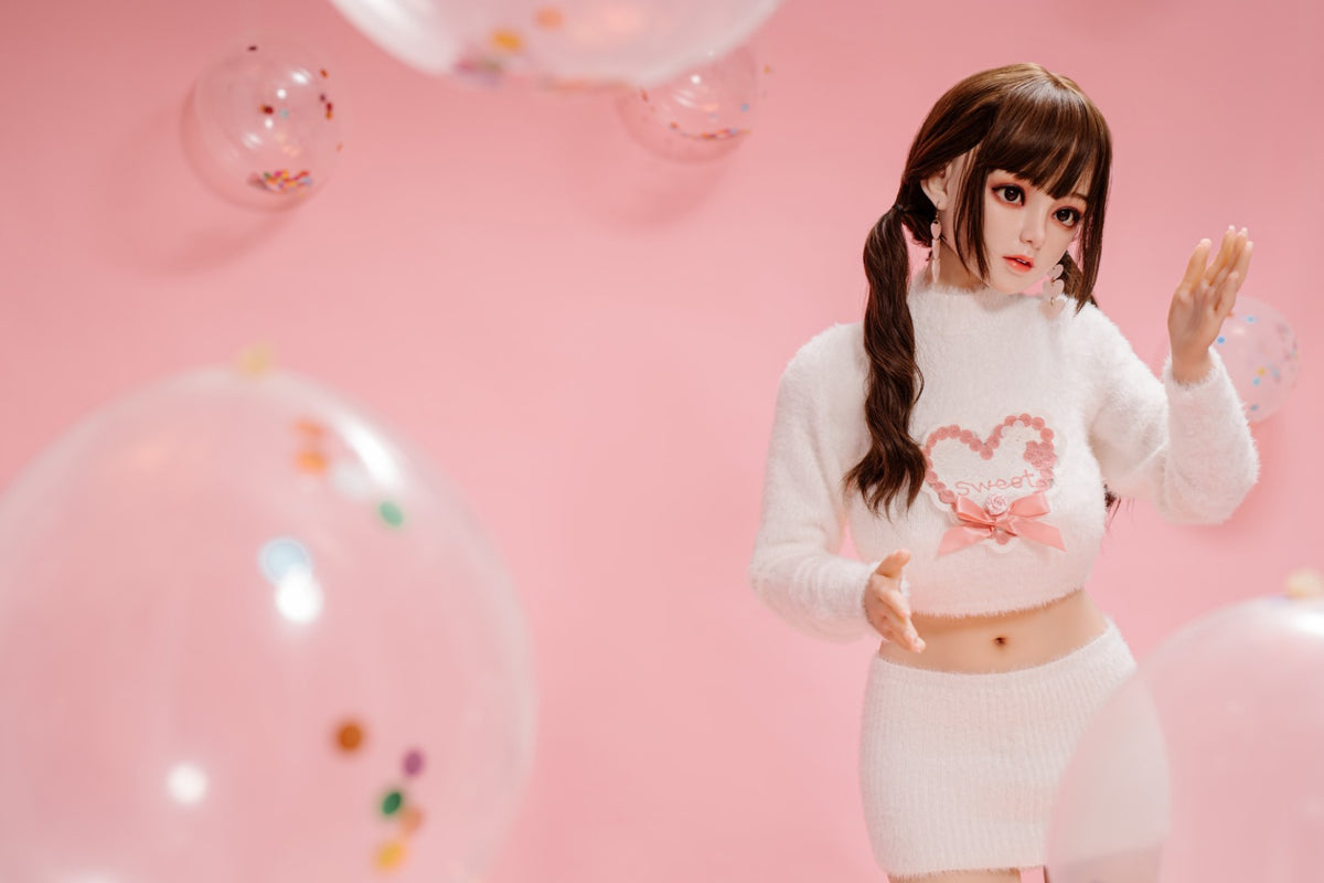 Sexuální panenka Convallaria (Bezlya Doll 149cm miska D 2.0 TPE + silikon)