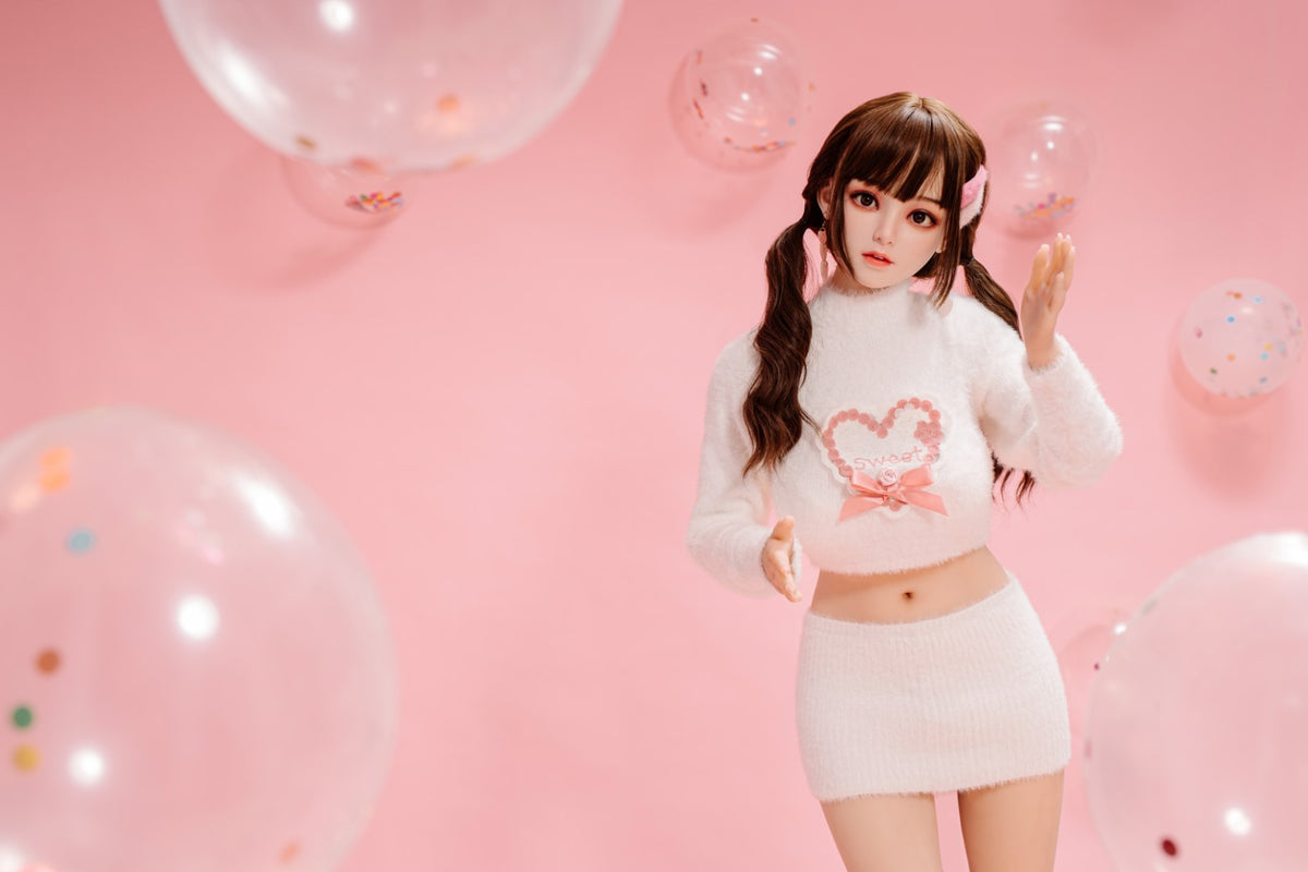 Sexuální panenka Convallaria (Bezlya Doll 149cm miska D 2.0 TPE + silikon)