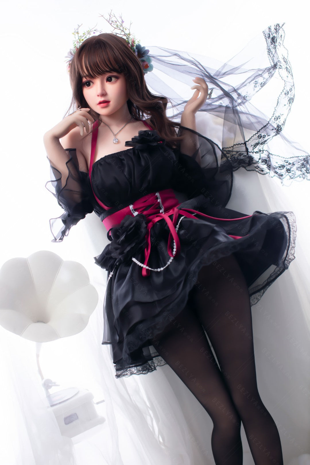 Sexuální panenka Convallaria (Bezlya Doll 149cm miska D 2.0 TPE + silikon)