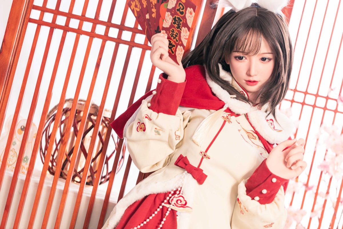 Sexuální panenka Platycodon (Bezlya Doll 163cm E-pohár 2.2 silikon)