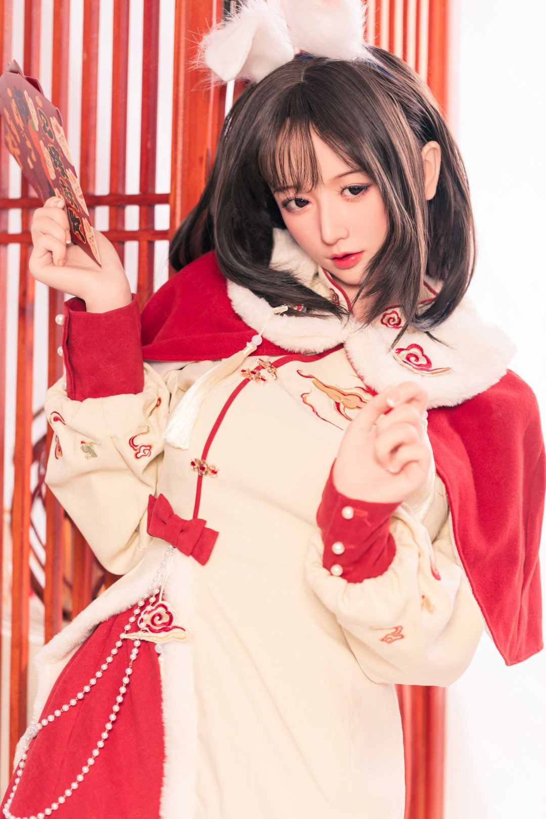 Sexuální panenka Platycodon (Bezlya Doll 163cm E-pohár 2.2 silikon)