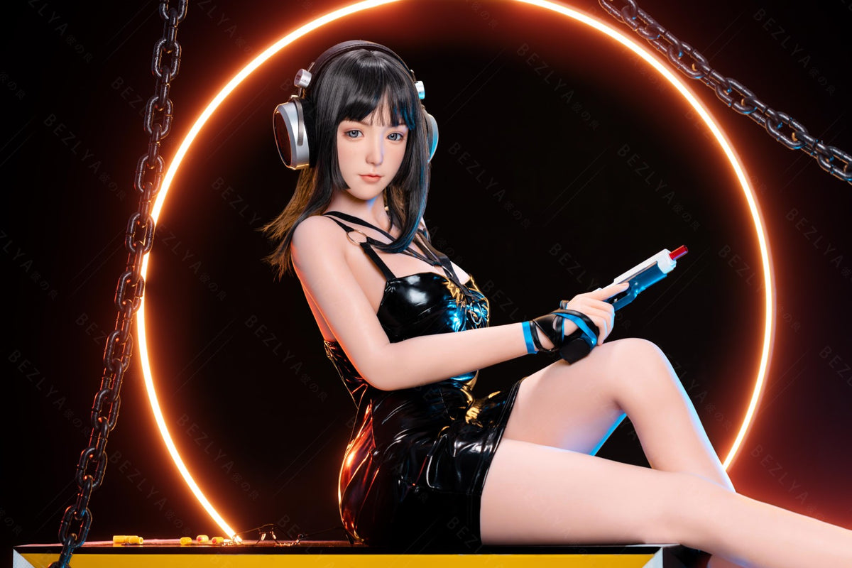 Sexuální panenka Gardenia (Bezlya Doll 155cm E-pohár 2.2CF silikon)