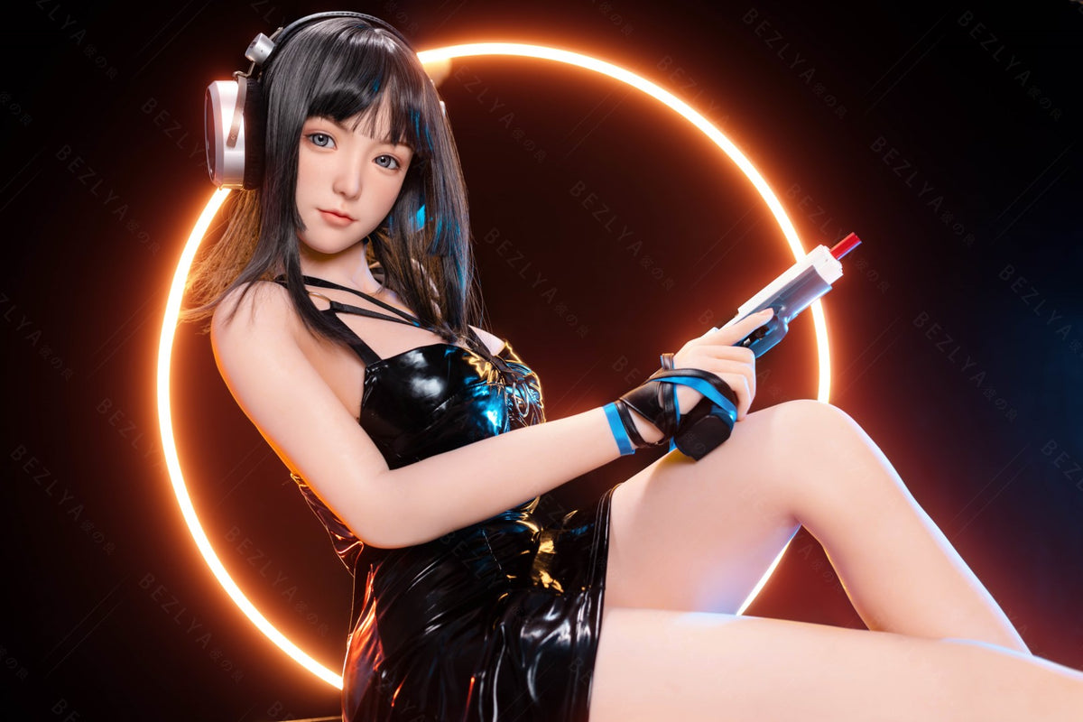 Sexuální panenka Gardenia (Bezlya Doll 155cm E-pohár 2.2CF silikon)