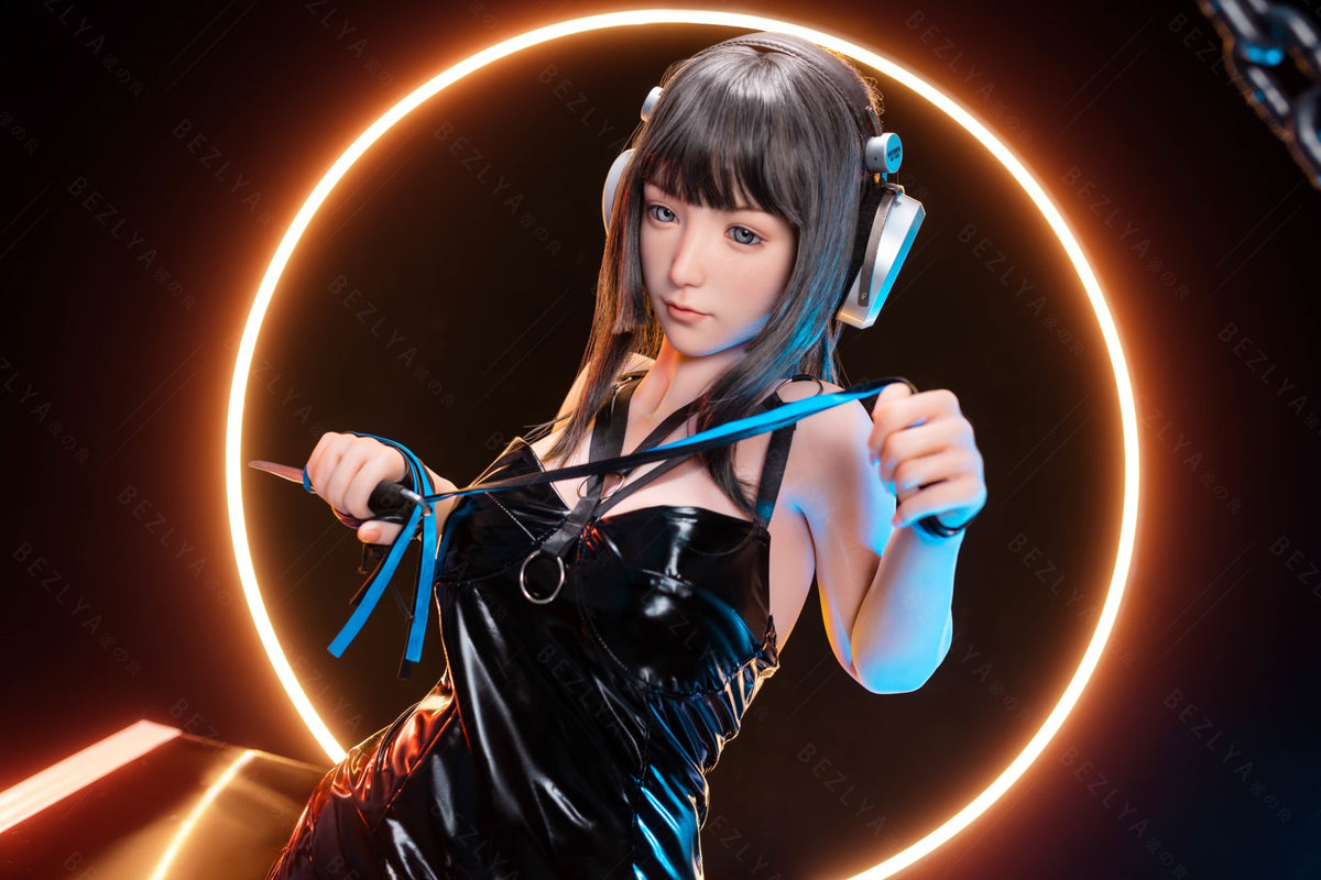 Sexuální panenka Gardenia (Bezlya Doll 155cm E-pohár 2.2CF silikon)