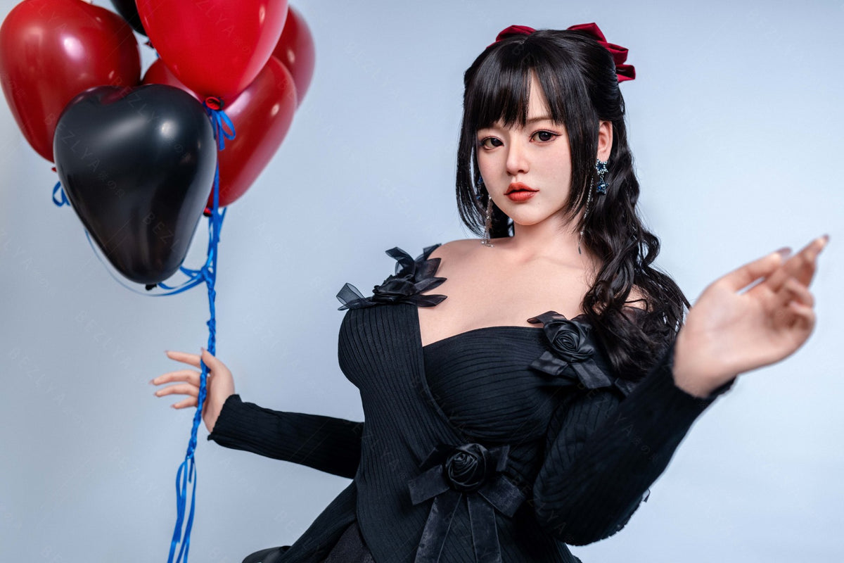 Sexuální panenka Begonia (Bezlya Doll 163 cm C-hrnek 2.1 silikon)