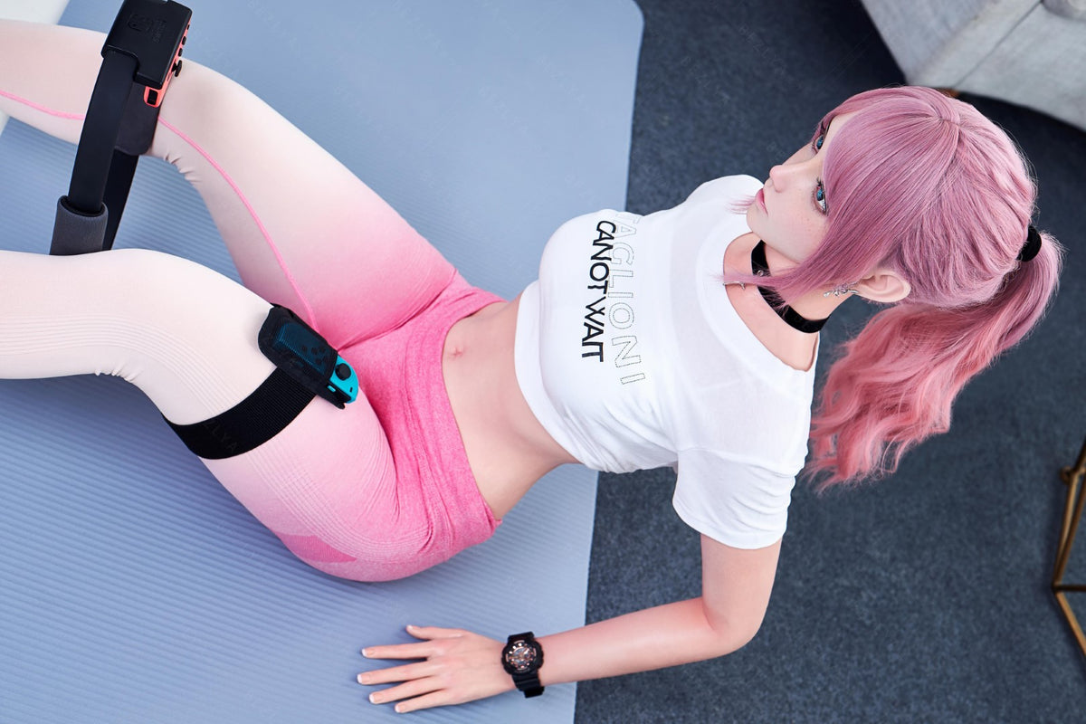 Sexuální panenka Cyrtenthera (Bezlya Doll 156 cm B šálek 2.1 silikon)