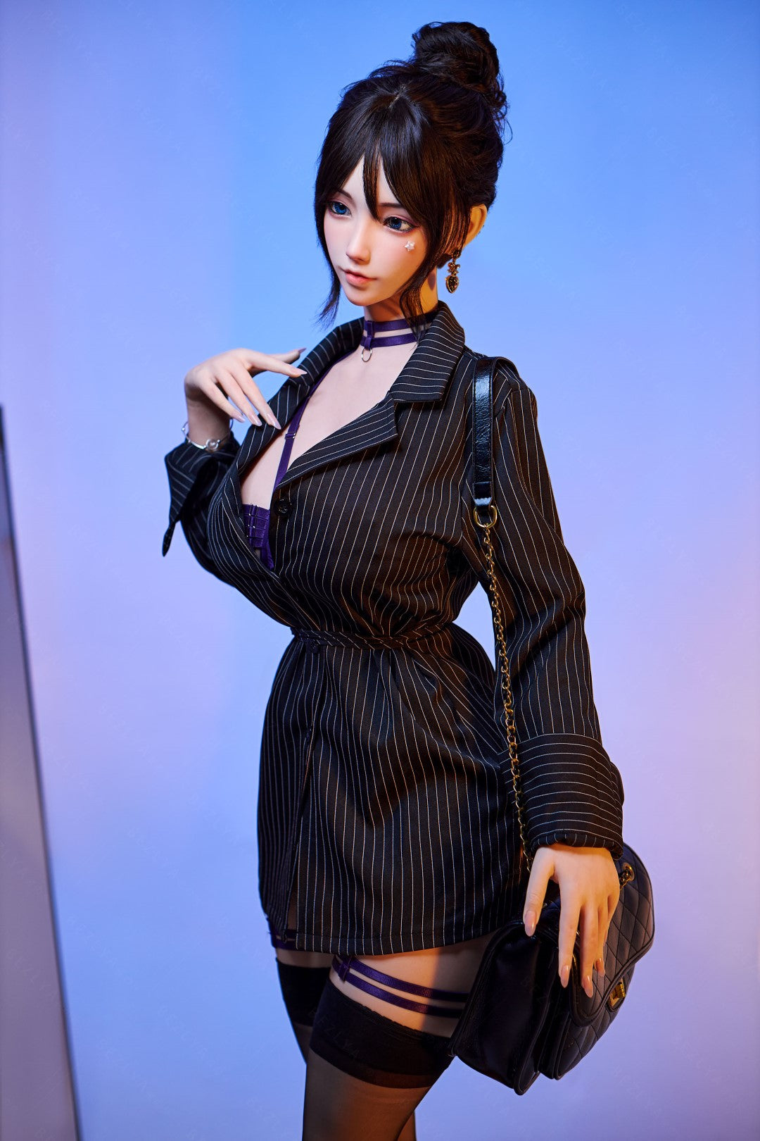 Sexuální panenka Cyrtenthera (Bezlya Doll 161 cm G kelímek 2,2 silikon)