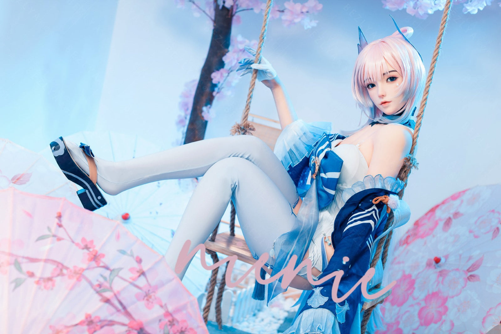 Sexuální panenka Cyrtenthera (Bezlya Doll 155 cm B šálek 2,0 TPE + silikon)