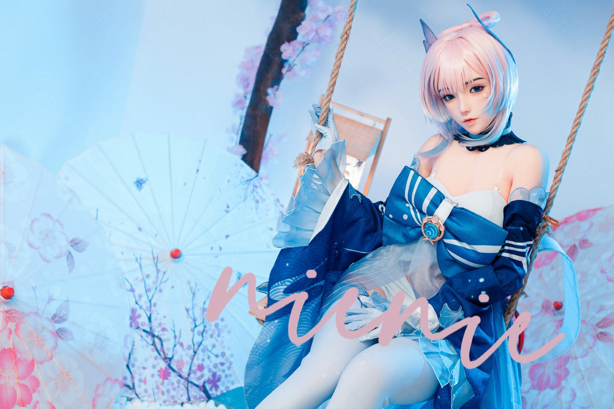 Sexuální panenka Cyrtenthera (Bezlya Doll 155 cm B šálek 2,0 TPE + silikon)