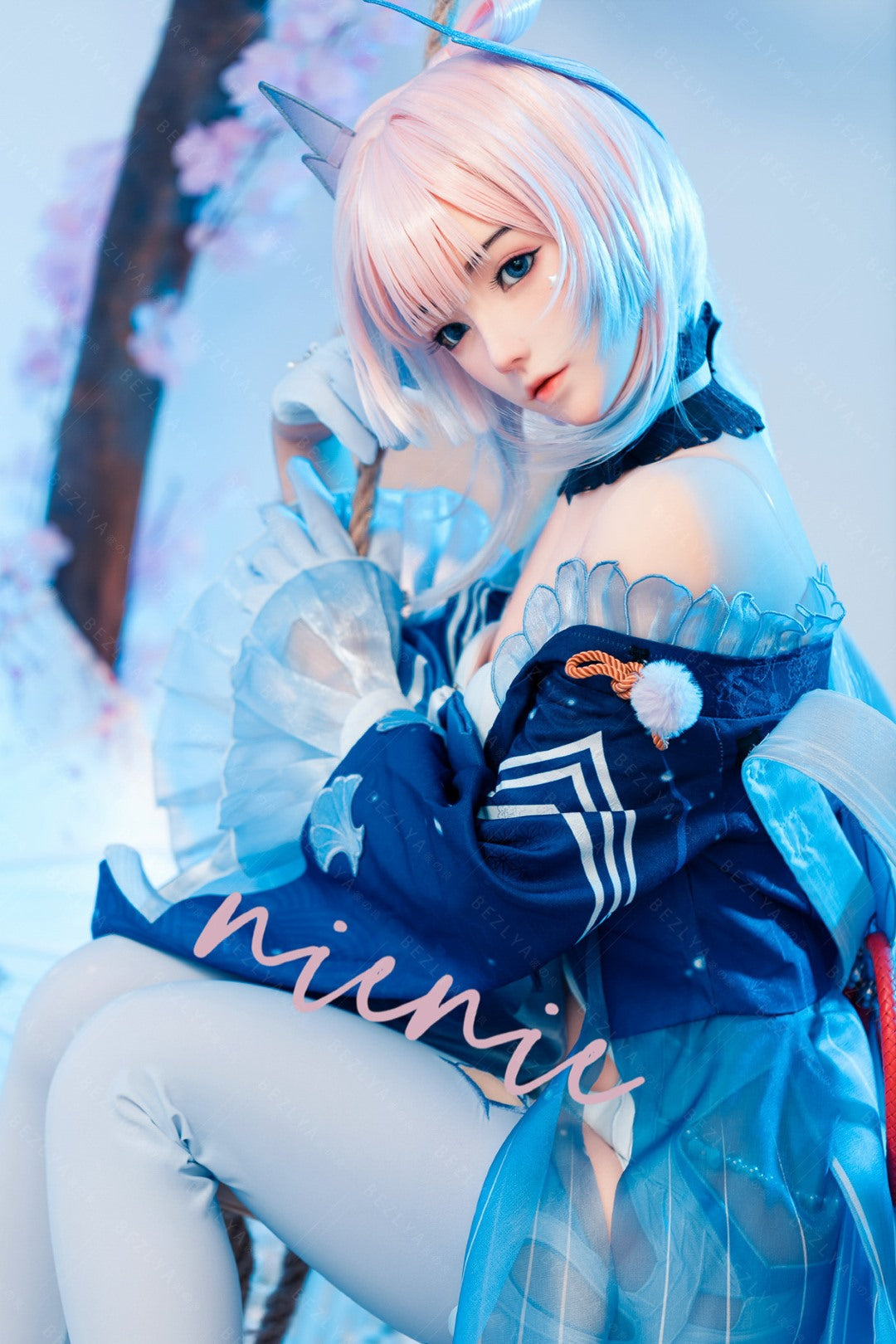 Sexuální panenka Cyrtenthera (Bezlya Doll 155 cm B šálek 2,0 TPE + silikon)