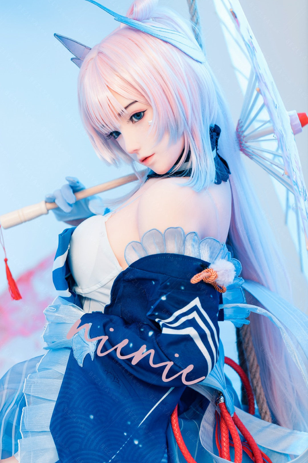 Sexuální panenka Cyrtenthera (Bezlya Doll 155 cm B šálek 2,0 TPE + silikon)