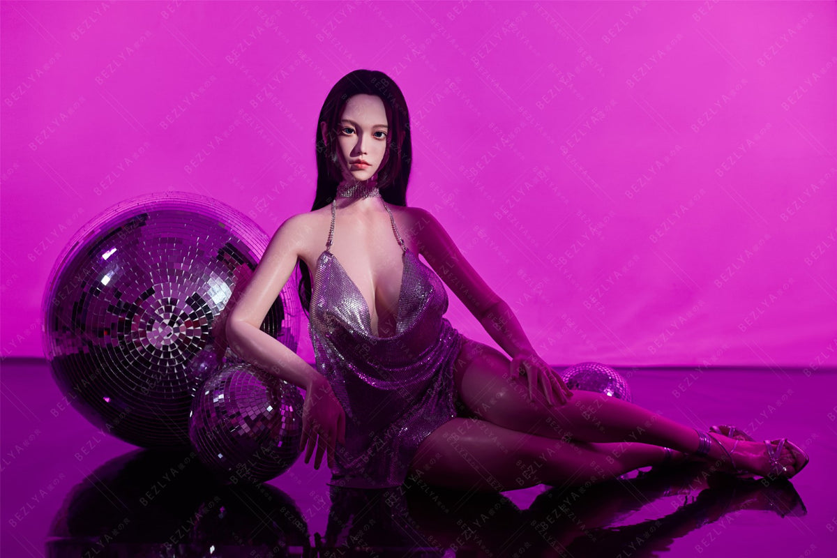 Sexuální panenka Nymphaea (Bezlya Doll 163cm E-pohár 2.2CF silikon)