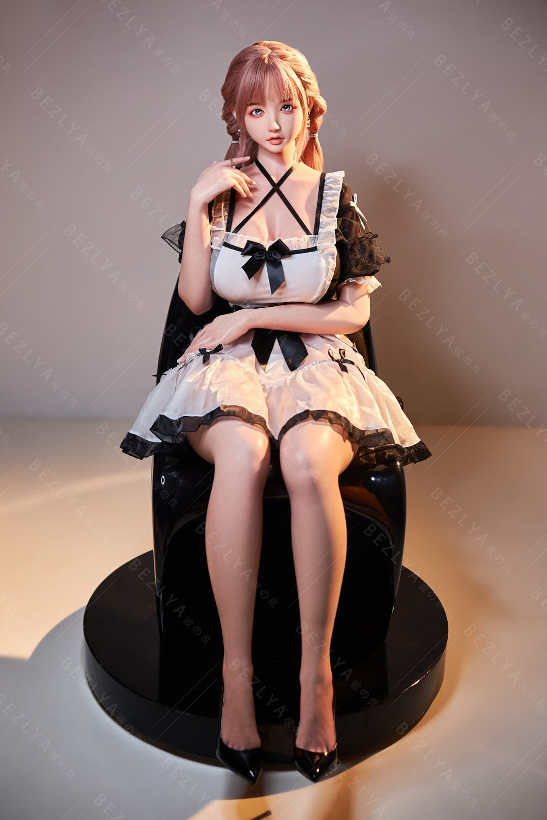 Vanilková sexuální panenka (Bezlya Doll 155cm miska H 2.1 silikon)