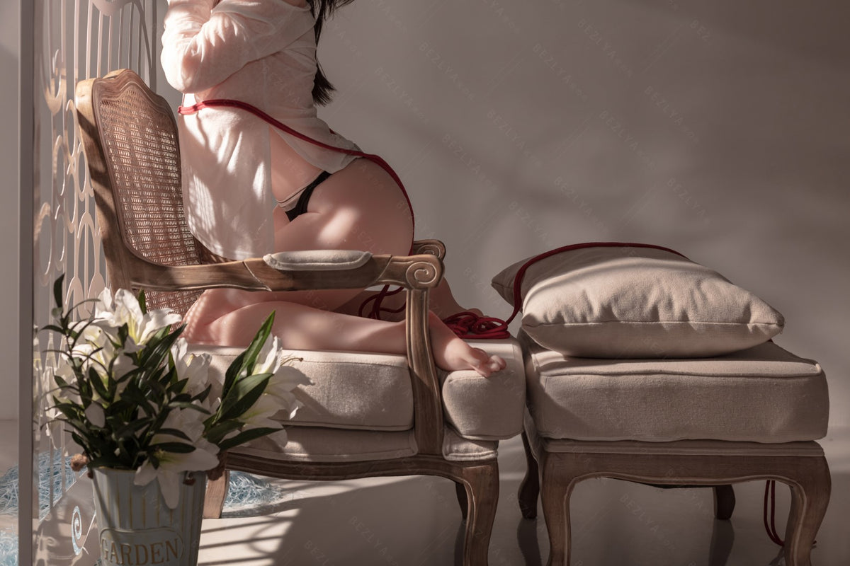 Sexuální panenka Cyrtenthera (Bezlya Doll 155 cm F pohár 2,0 TPE + silikon)