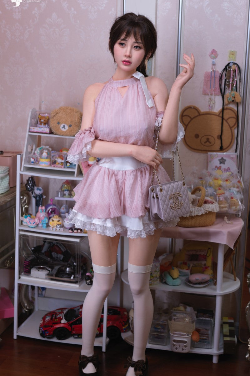 Vivi Model 23 (Gynoid Doll 160 cm F-Cup silikon)