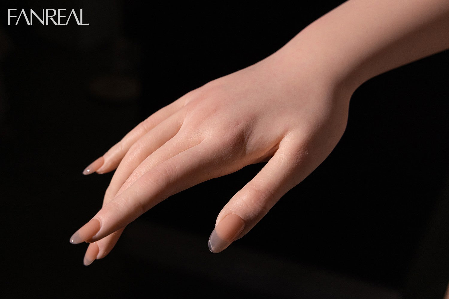 MO SEX DOLNS (FanReal Doll 155 cm silikon F-Cup)