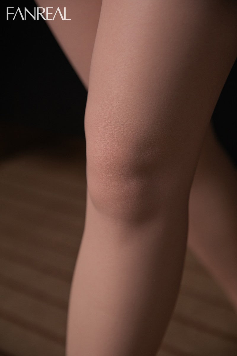 Nora Sex Doll (FanReal Doll Šálek 155 cm F RST silikon)