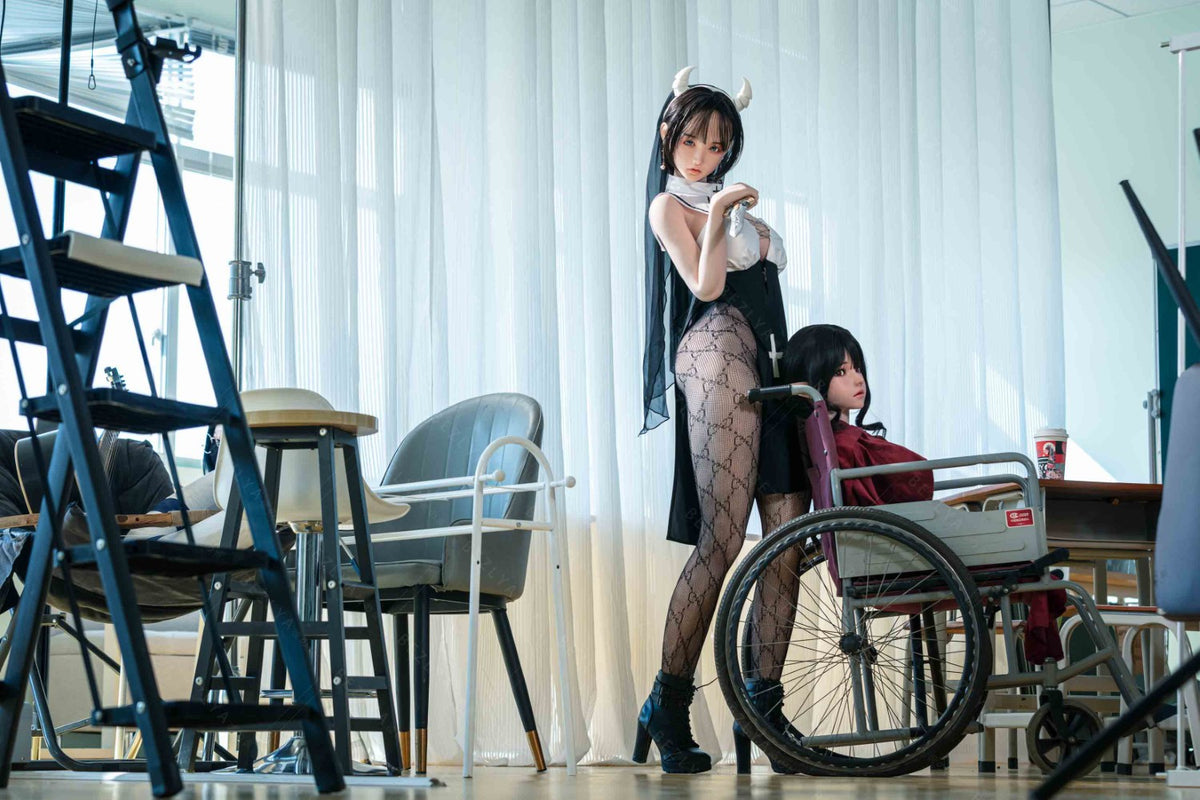 Vanilková sexuální panenka (Bezlya Doll 155cm E-pohár 2.2CF silikon)