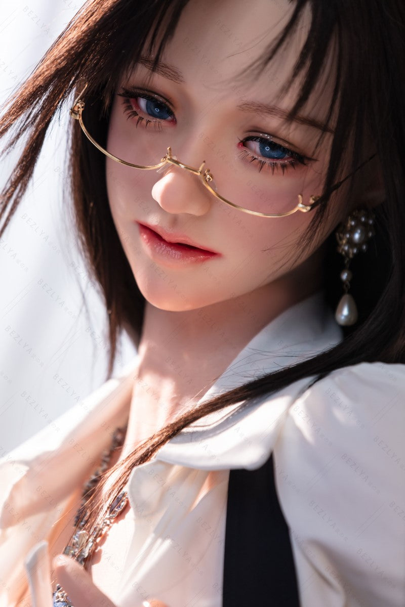 Sexuální panenka Durex Scarlett (Bezlya Doll 168cm F pohár 2,2U silikon)