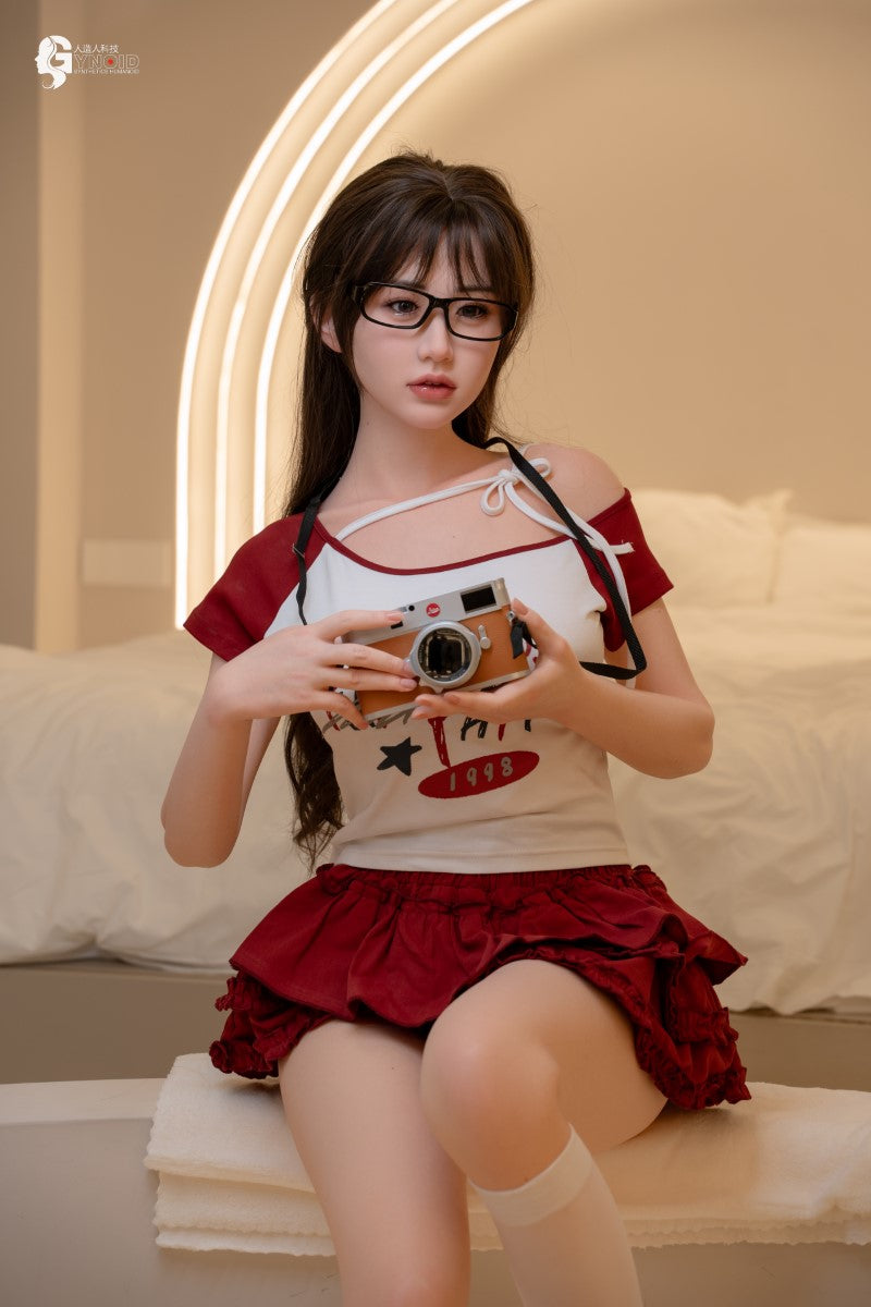 Vivi Model 23 (Gynoid Doll 160 cm F-Cup silikon)