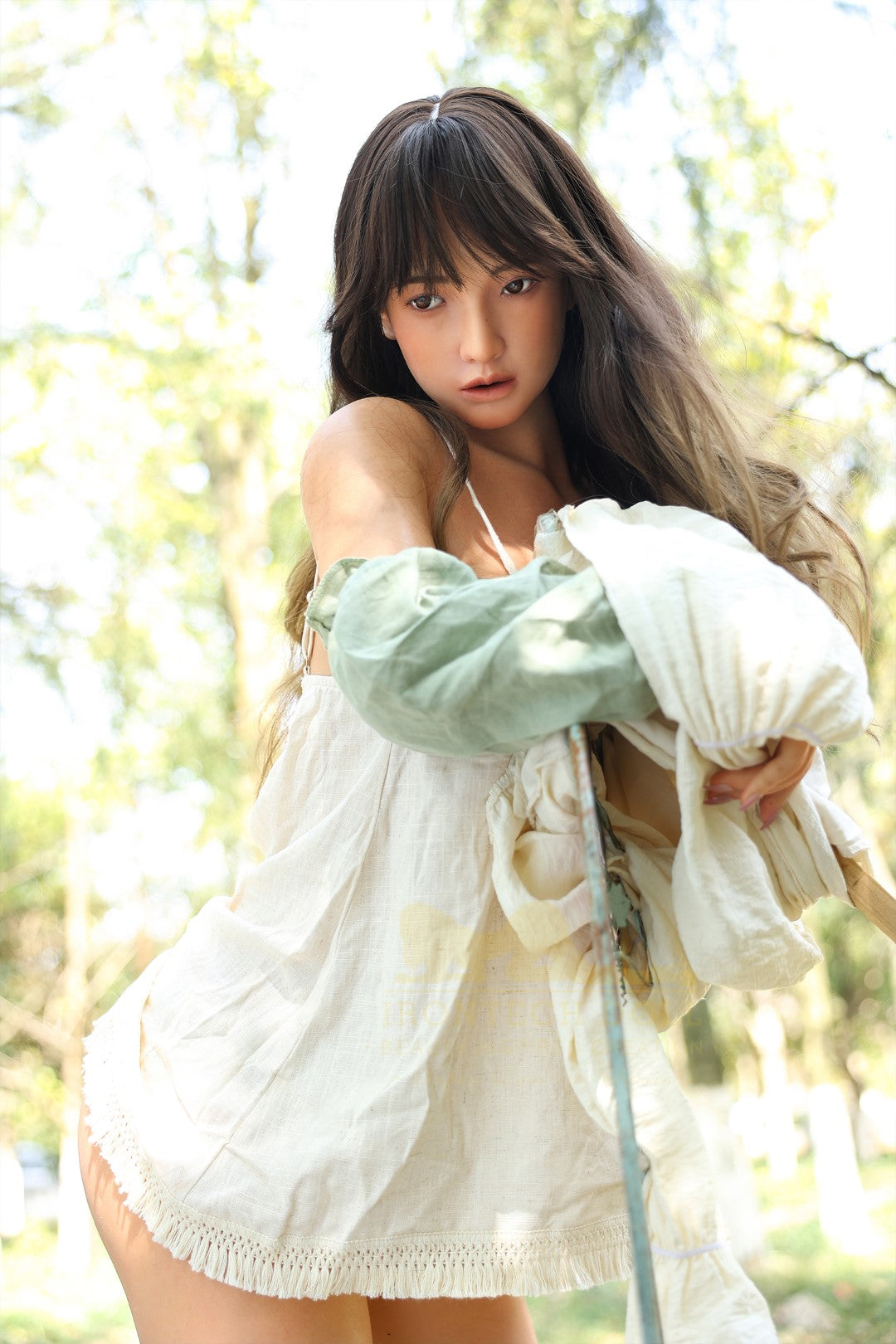 Sexuální panenka Yeona (Irontech Doll 167cm E-pohár S37 silikon)