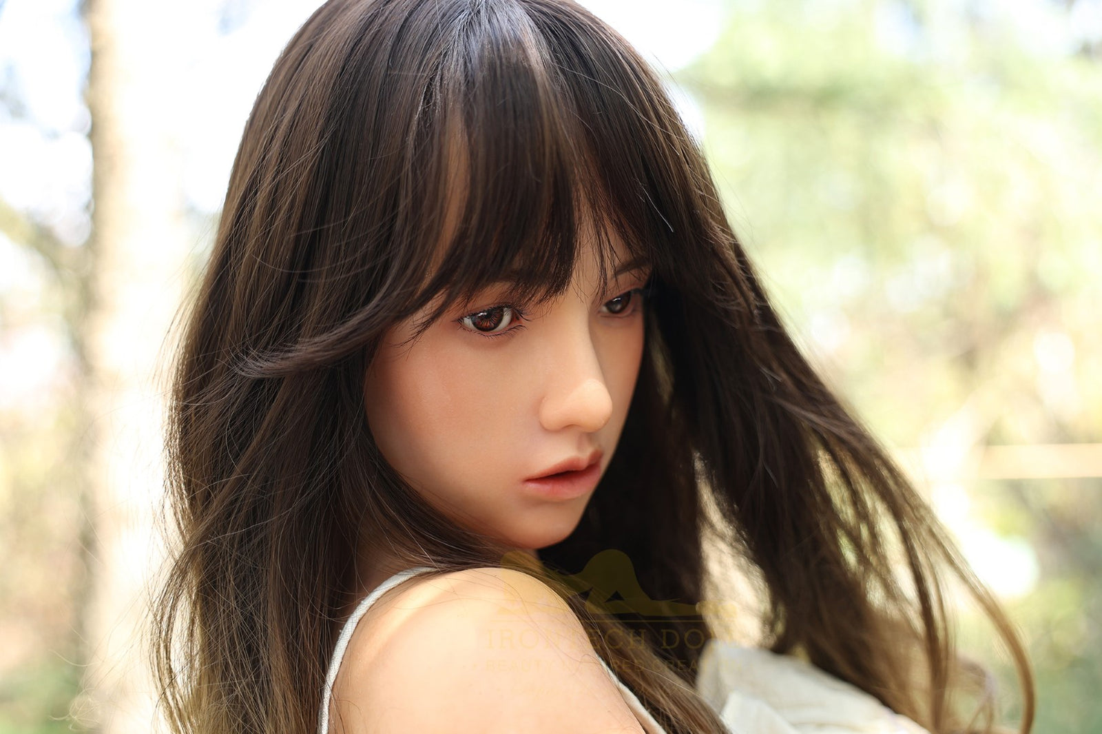 Sexuální panenka Yeona (Irontech Doll 167cm E-pohár S37 silikon)