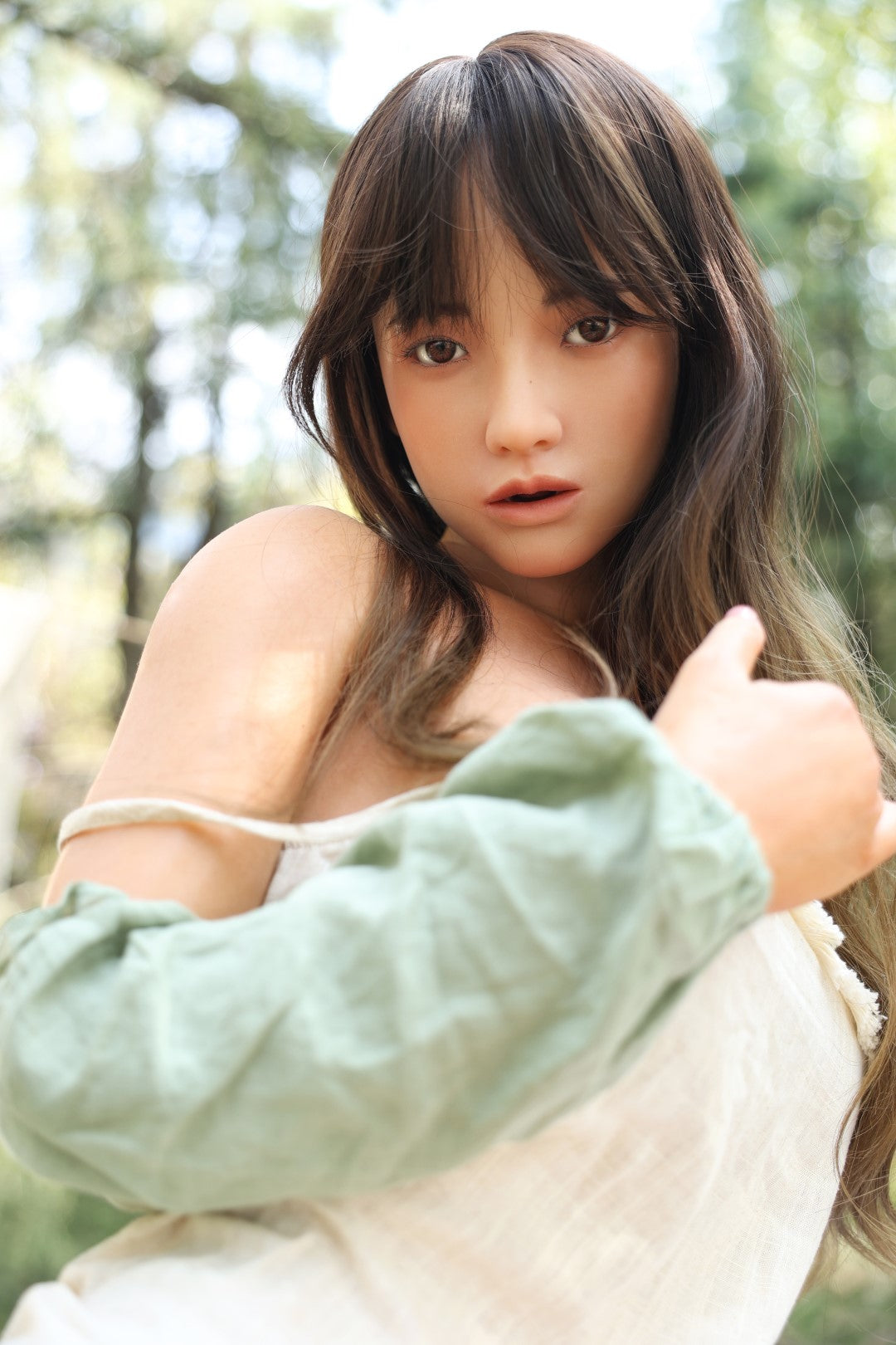 Sexuální panenka Yeona (Irontech Doll 167cm E-pohár S37 silikon)