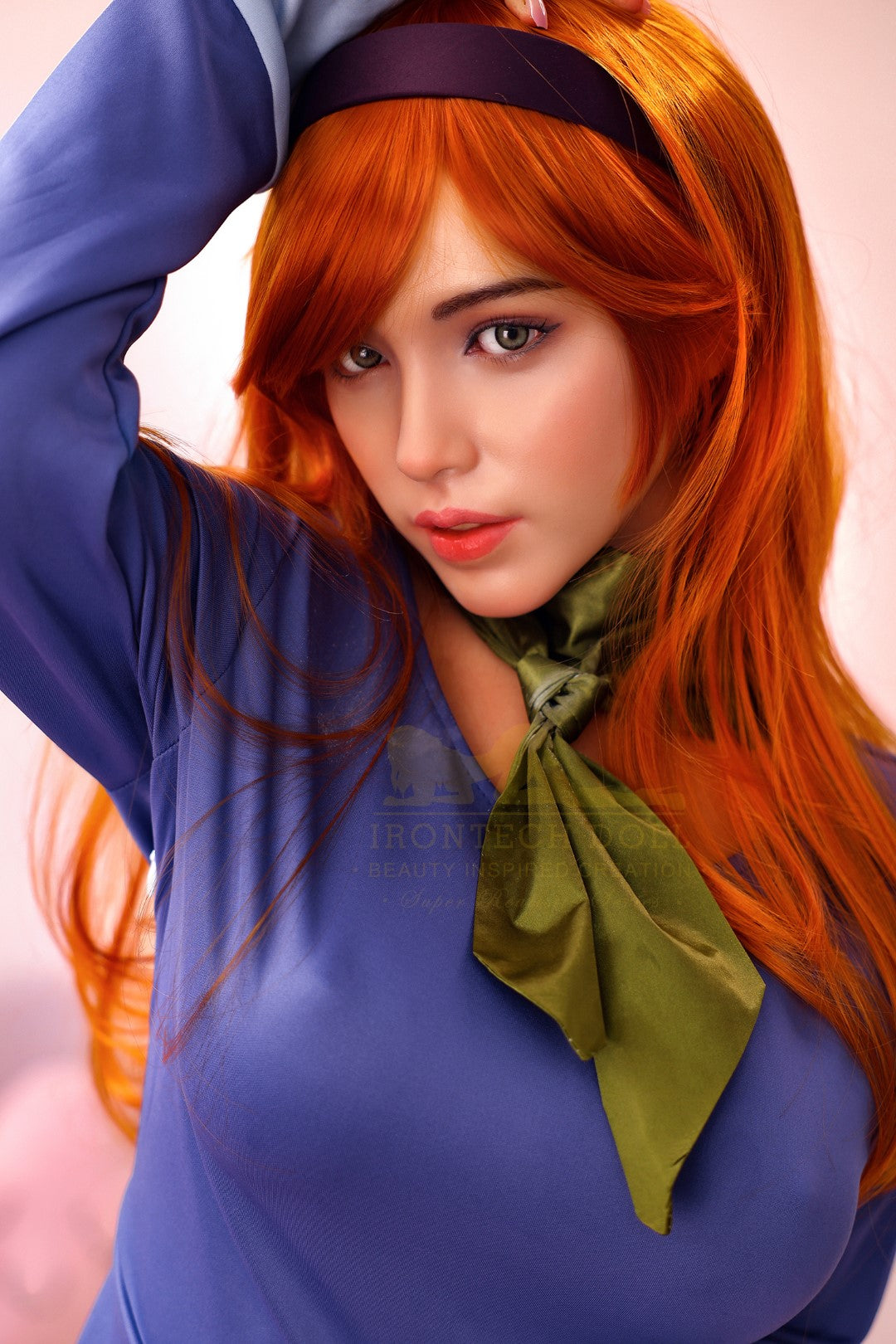 Sexuální panenka Daphne (Irontech Doll 167cm E-pohár S42 silikon)