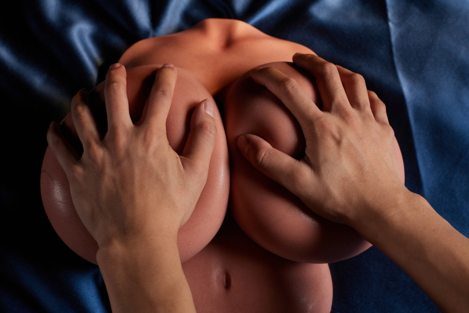 Prsa (xl) sexuální panenka trupu (Climax Doll Silikon pro G-Cup)