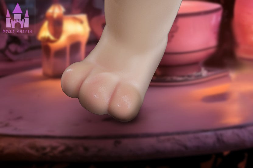 Sexuální panenka Bearrie (Dolls Castle 92 cm silikonový A-Cup)