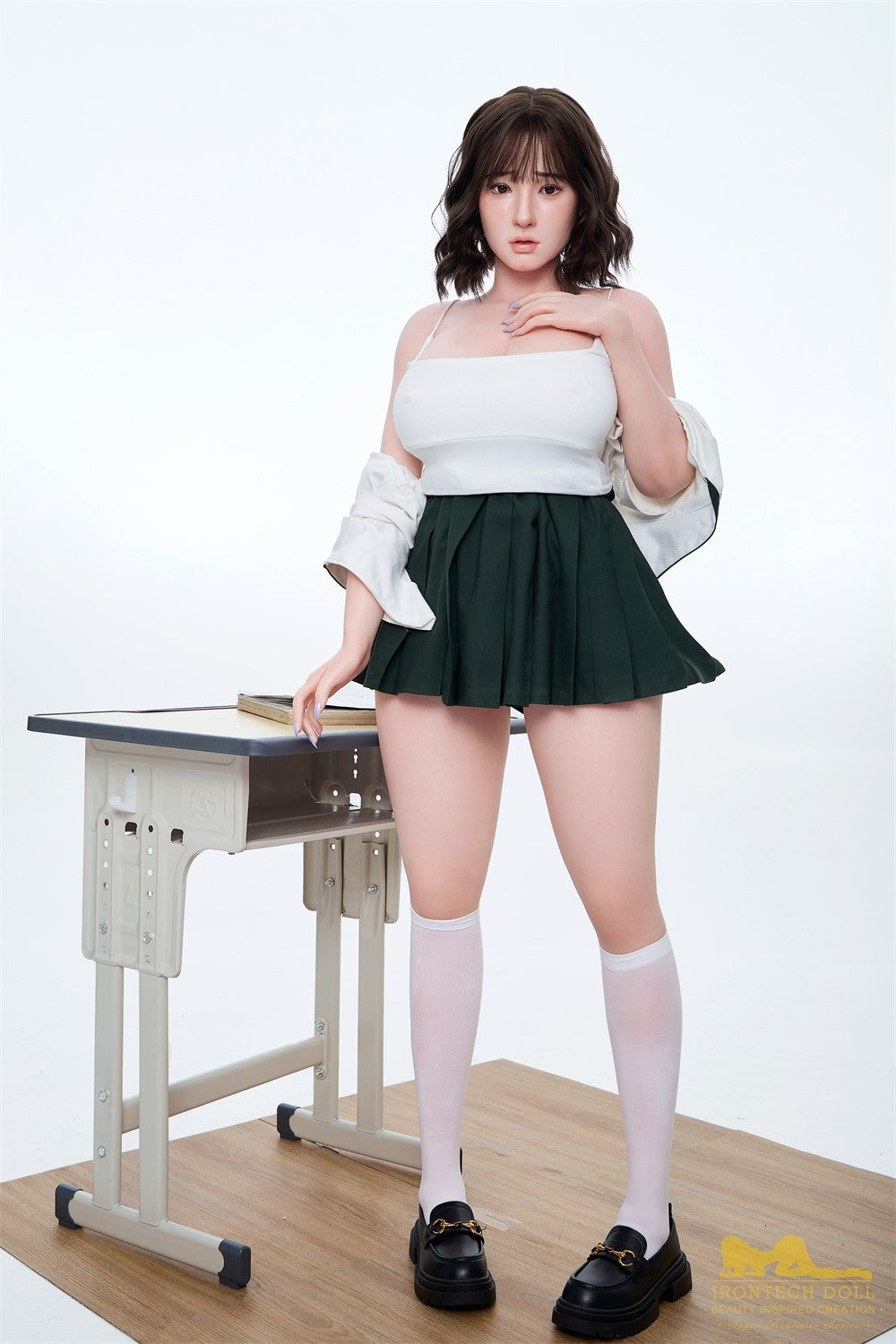 Sexuální panenka Betty Shemale (Irontech Doll 162 cm J-Kupa S7 silikon)