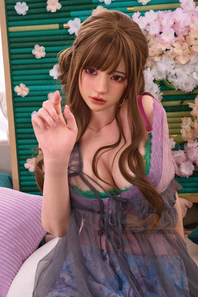 Evie Sex Doll (Irontech Doll 161cm F-Cup T4 silikon)