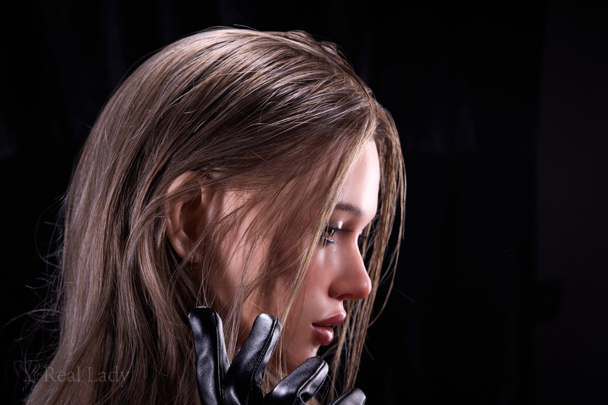 Sex Doll Celeste (Real Lady 170 cm C-Cup R4 silikon)