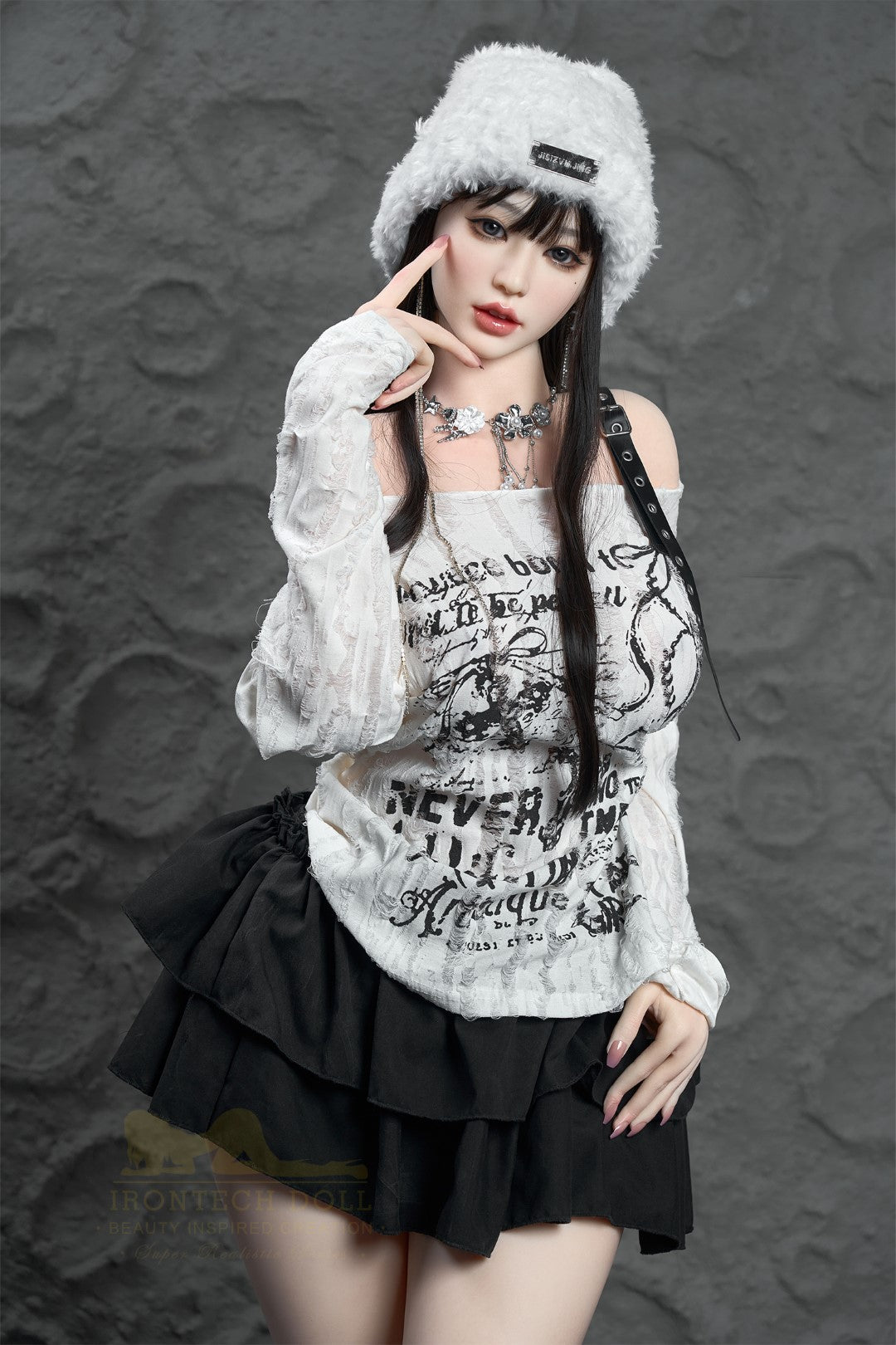 Sexuální panenka Yuna (Irontech Doll 165cm F pohár T1-1 silikon)