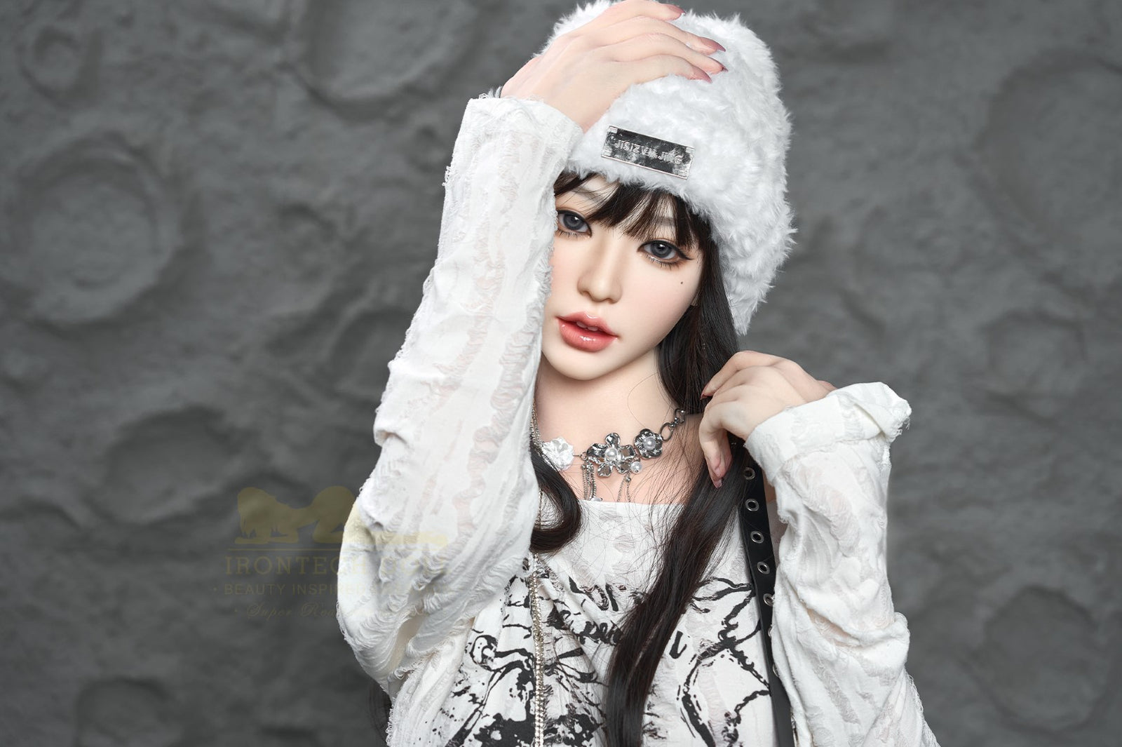 Sexuální panenka Yuna (Irontech Doll 165cm F pohár T1-1 silikon)