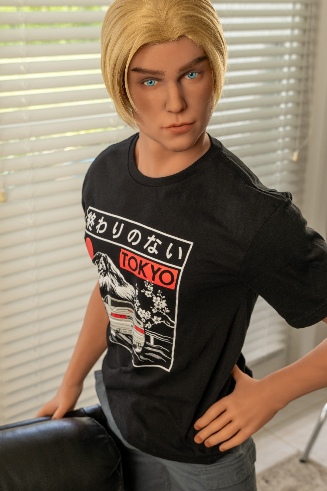 Mužská sexuální panenka Devon (Doll Forever 170 cm S-TPE)
