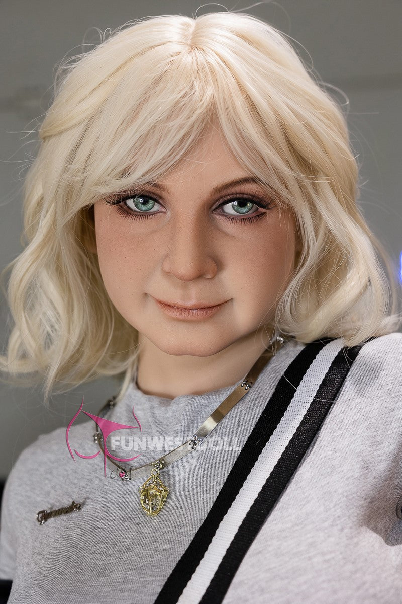 Layla Sex Doll (FunWest Doll 140 cm G-Cup #012 TPE)