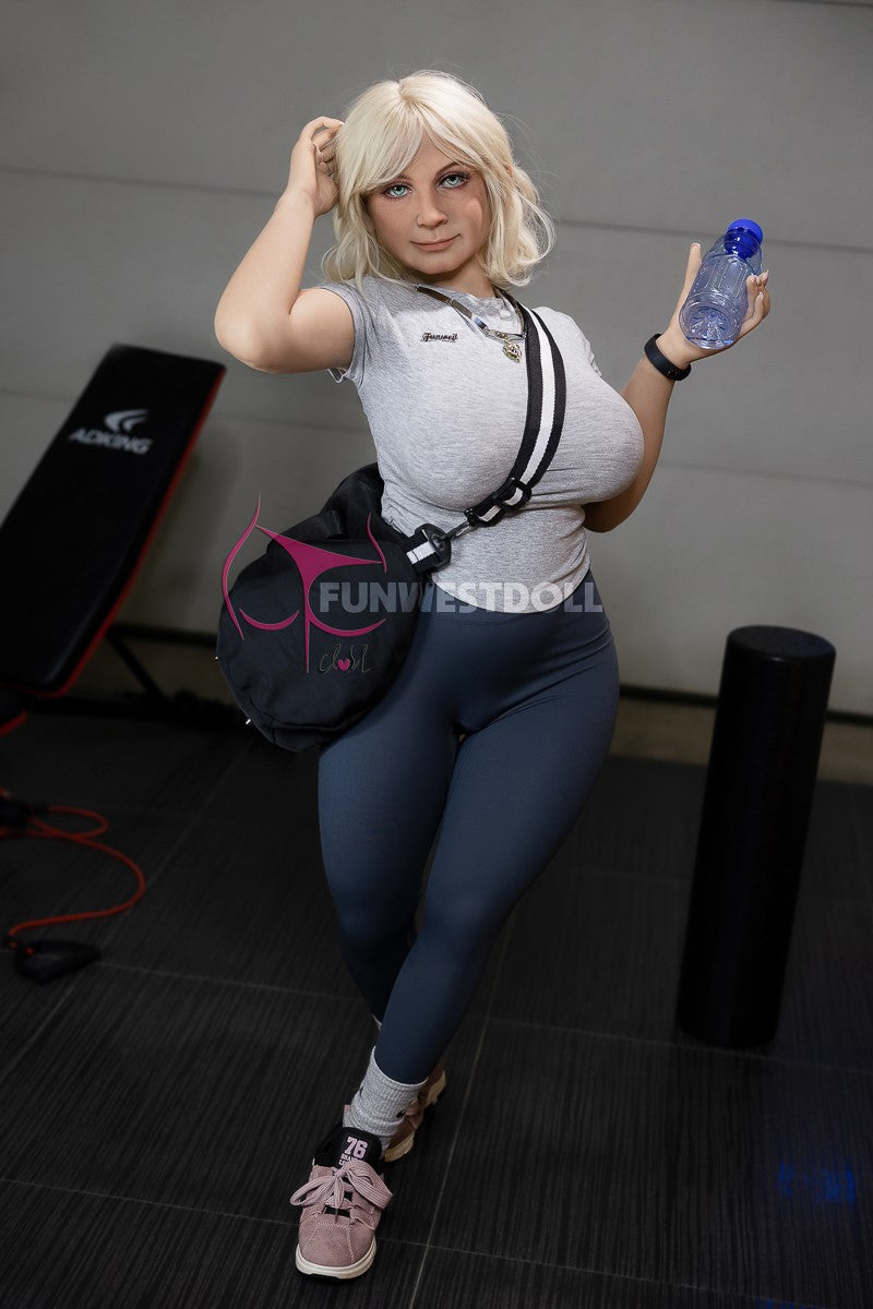 Sex Doll Layla (FunWest Doll 140cm G-Cup #012 TPE)