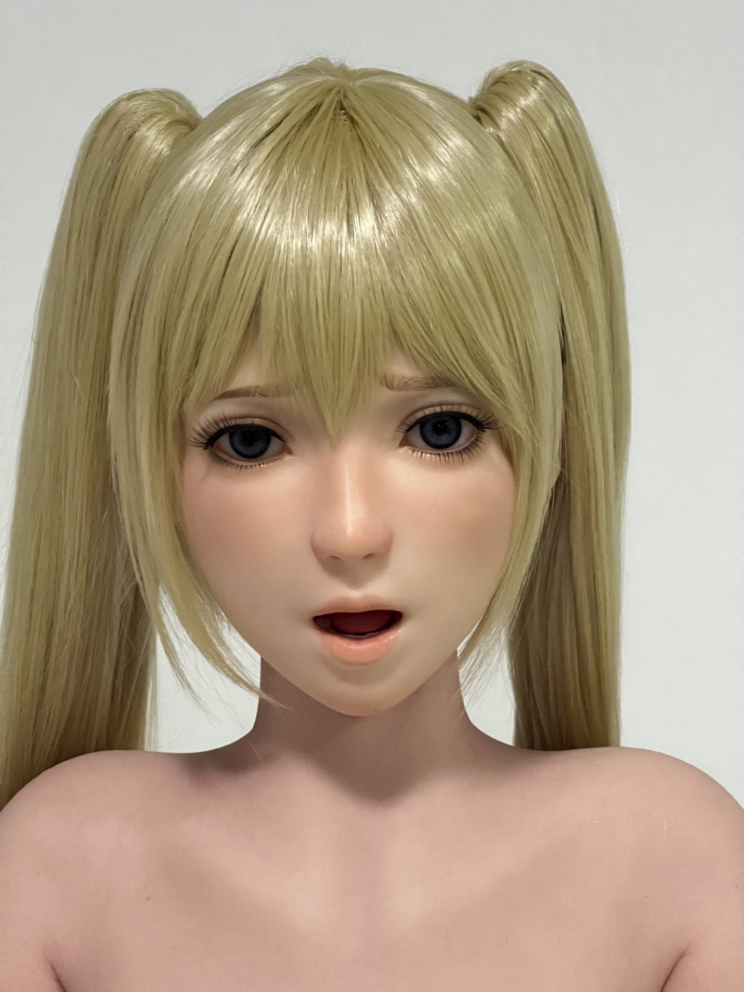 Sexuální panenka Marie Rose (AXB Doll 147cm A-Cup GD36-2 silikon)