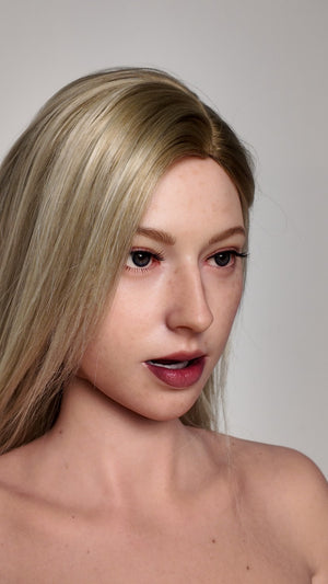 Evelina Sex Doll (Zelex 175cm E-Cup GE41-1 silikon)