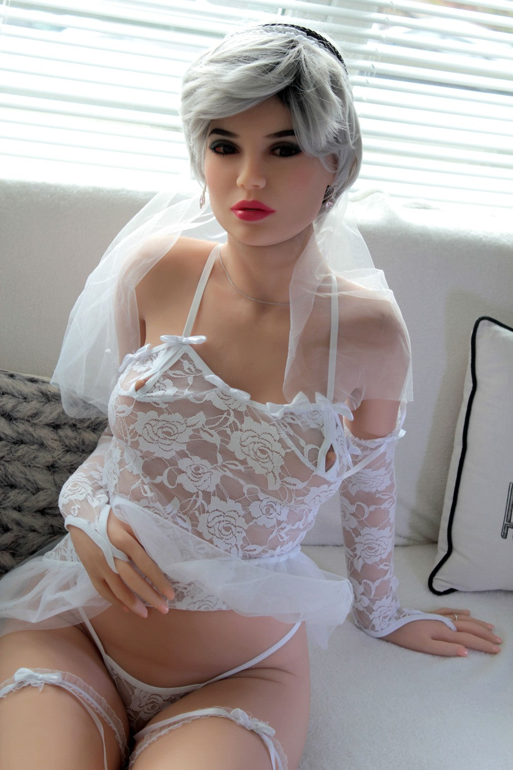 Sexuální panenka Daisy (HRDoll 158cm B-Cup #47 TPE)