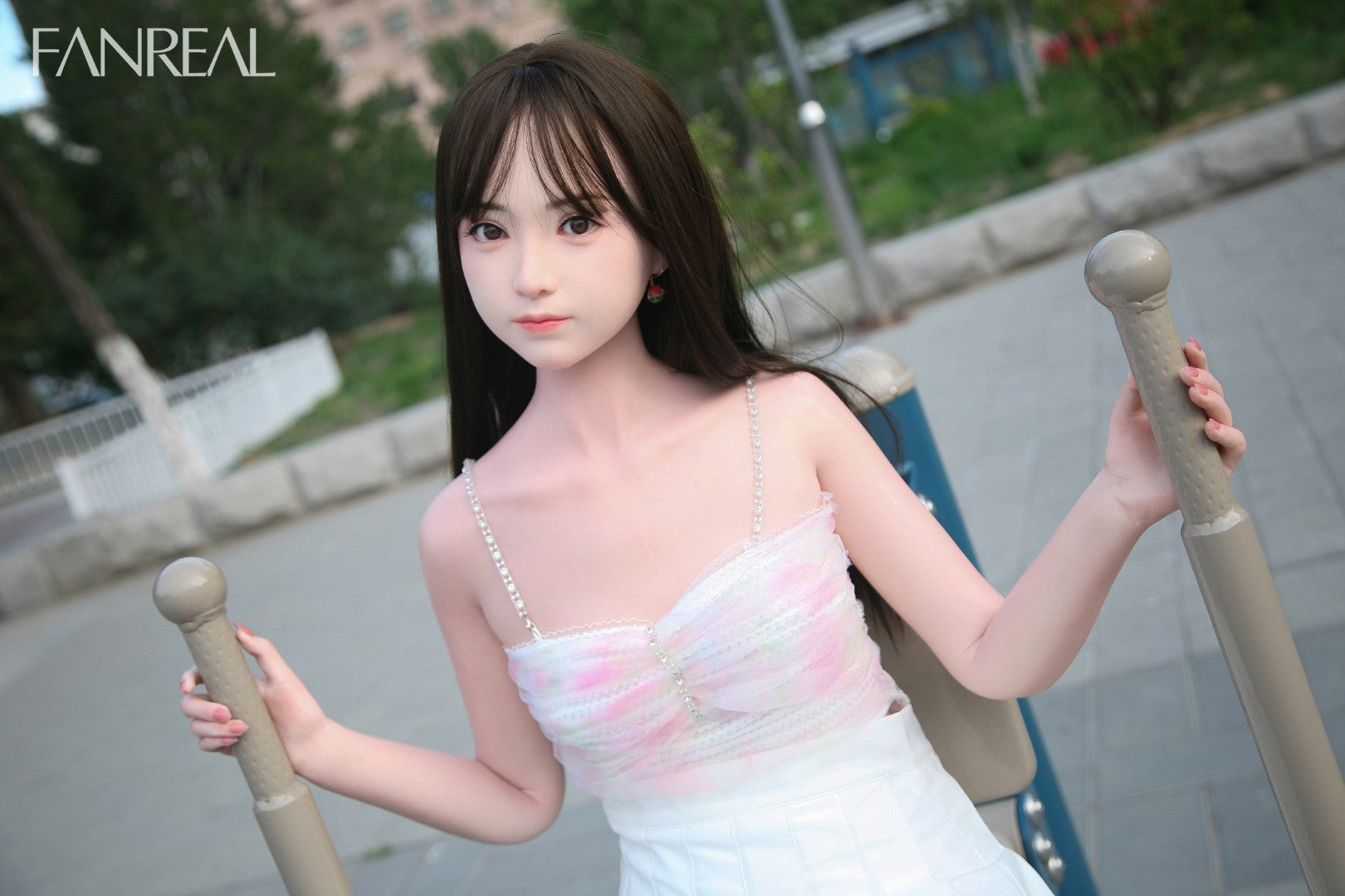 MO SEX DOLNS (FanReal Doll 153 cm B-C-Cup Silikon)
