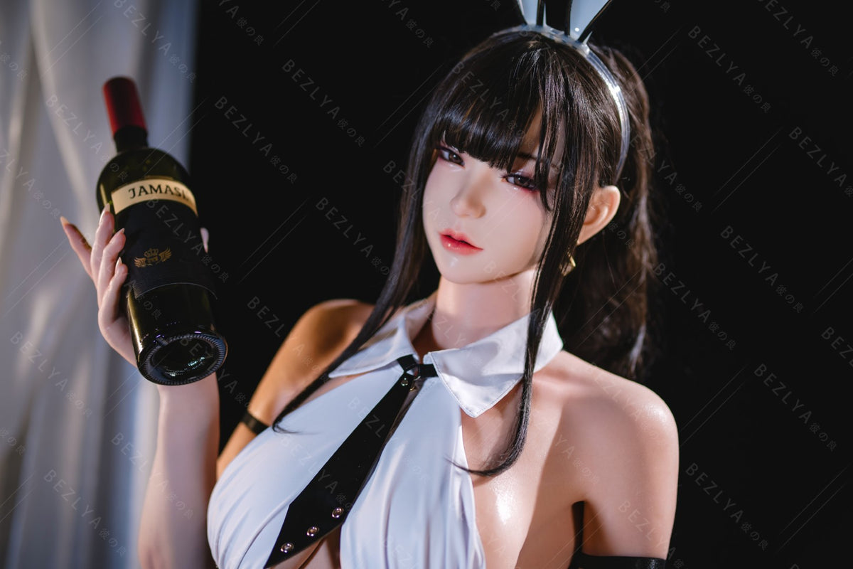 Sexuální panenka Aglaia (Bezlya Doll 162cm C-Cup 2,2U silikon)