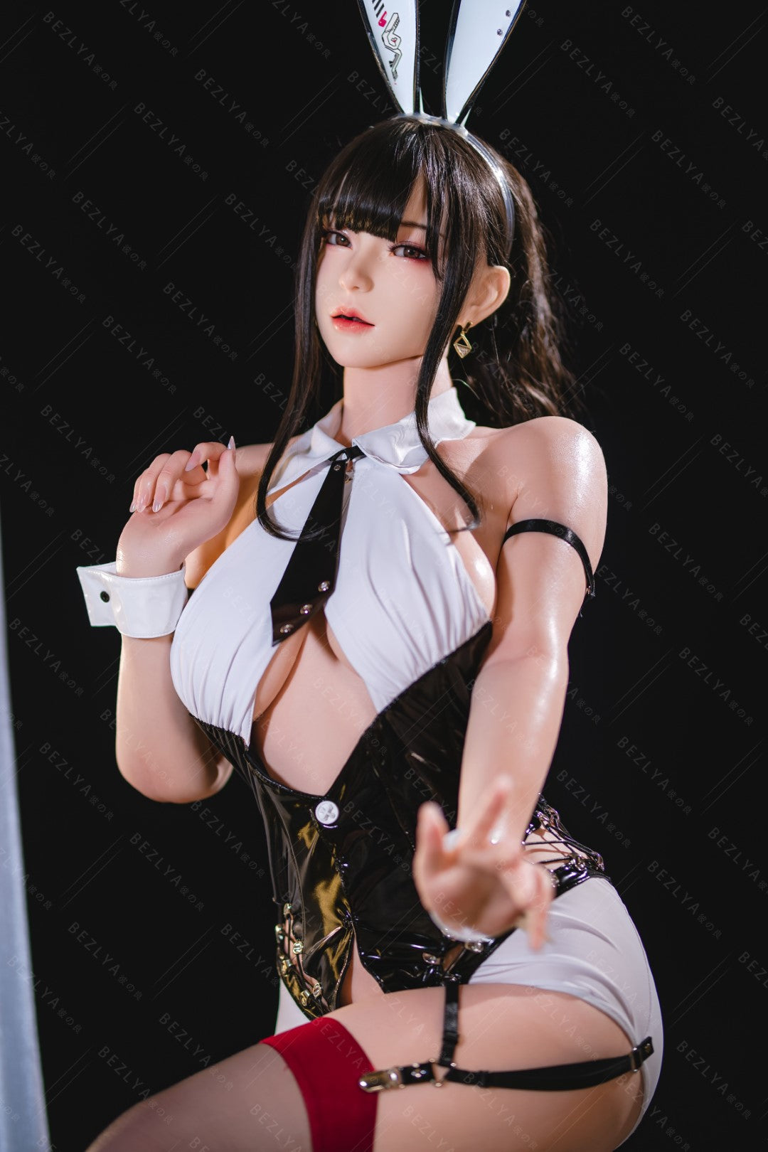 Sexuální panenka Aglaia (Bezlya Doll 162cm C-Cup 2,2U silikon)