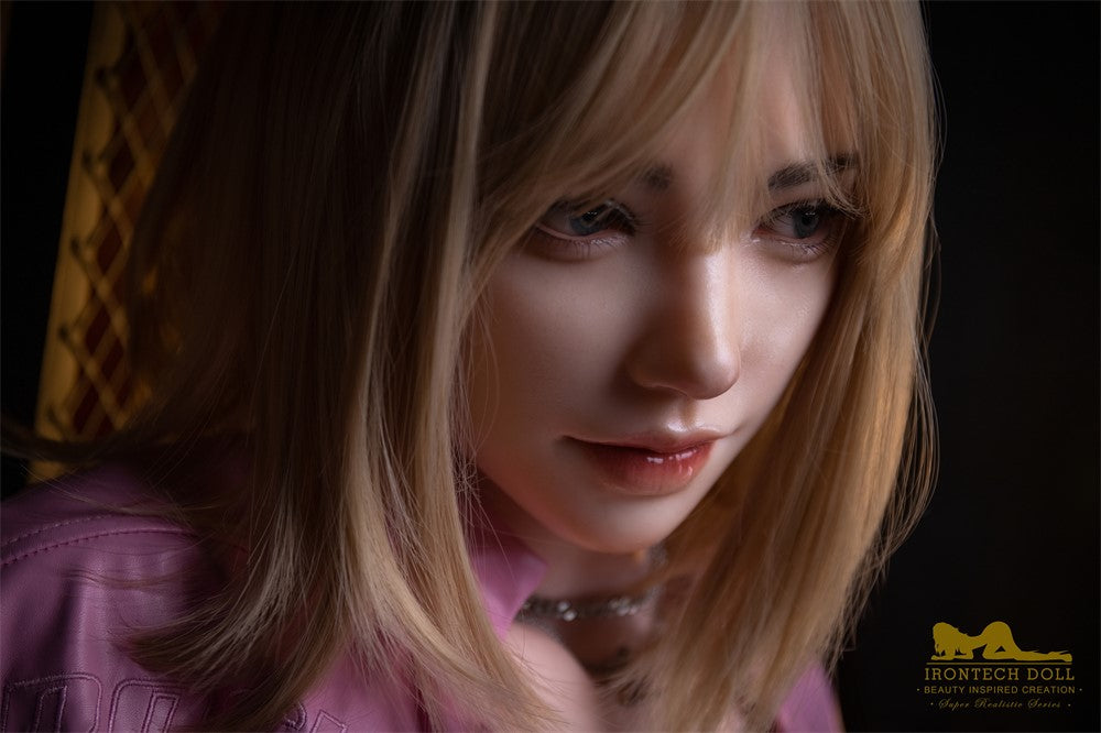 Sex Doll Layla (Irontech Doll 169cm C-pohár S39 silikon) EXPRESS
