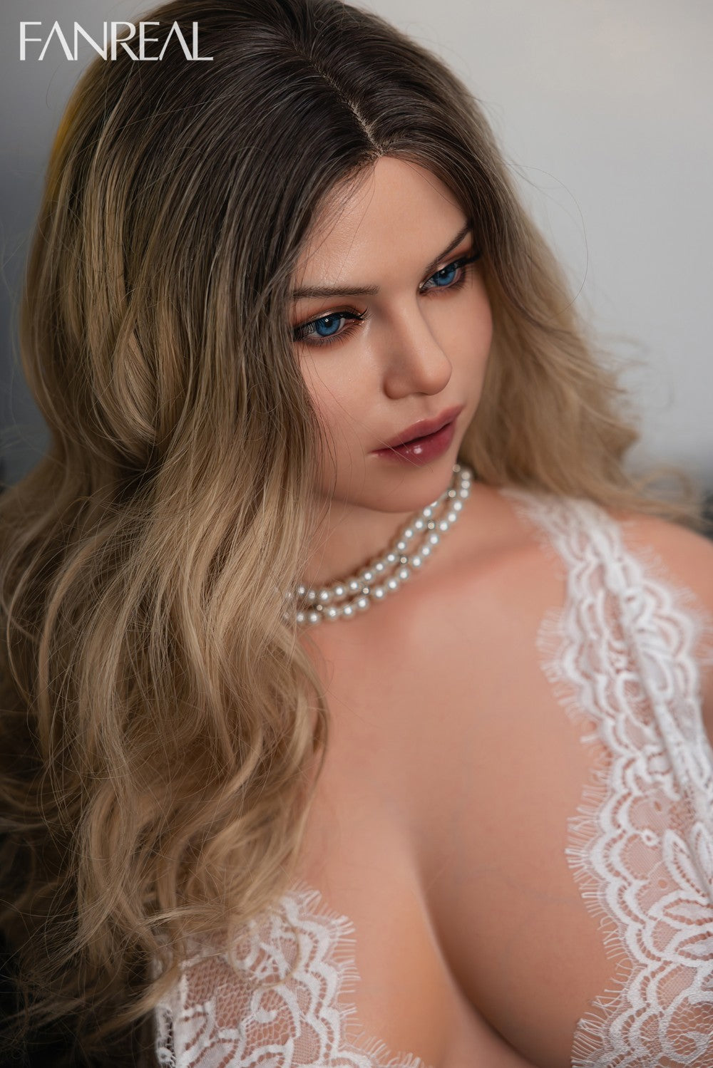 Sexuální panenka Carlee Torso (FanReal Doll 95cm silikonový košíček G)