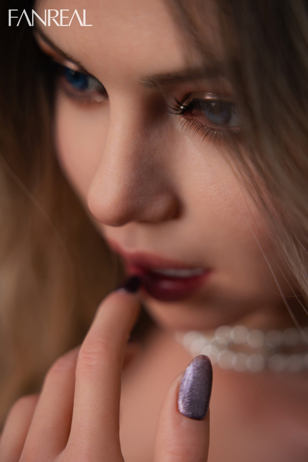 Sexuální panenka Carlee Torso (FanReal Doll 95cm silikonový košíček G)