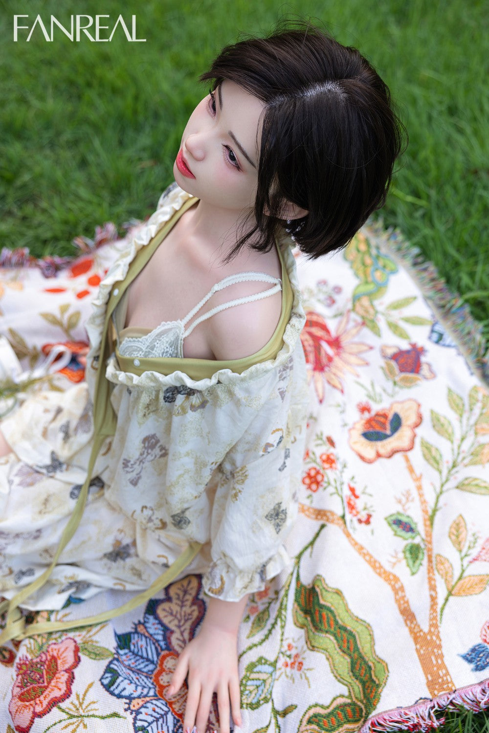 Molly Sex Doll (FanReal Doll 153 cm silikonový košíček B)