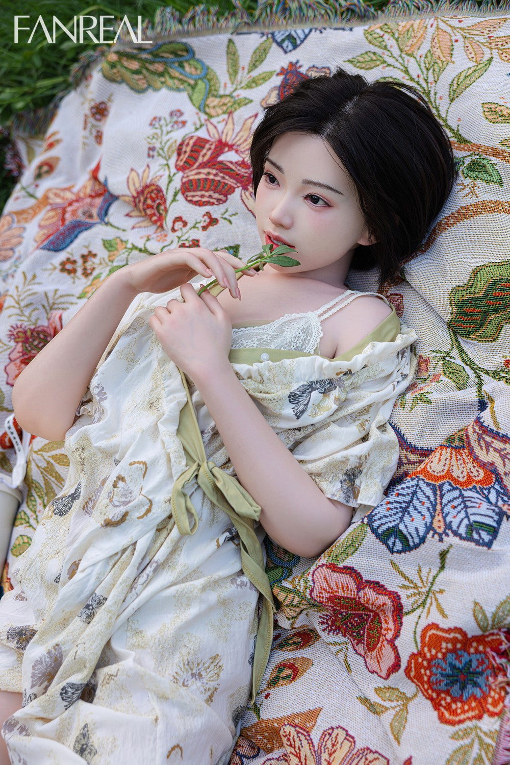 Molly Sex Doll (FanReal Doll 153 cm silikonový košíček B)